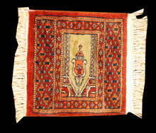 Lade das Bild in den Galerie-Viewer, Tappeto Autentico Originale Annodato a Mano Kashmir Pakistan 30x30 CM