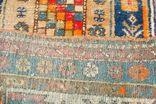 Carica l'immagine nel visualizzatore di Gallery, Ancient Antique Original Hand Made Carpets Tapis Teppich CM 166x105