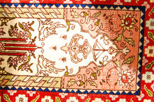 Load image into Gallery viewer, Antico Tappeto Hereche / Hereke in seta 100% Misura 122x74
