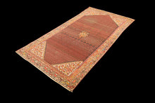 Carica l'immagine nel visualizzatore di Gallery, Tappeto Originale annodato a mano Malayer Vintage CM 243x122