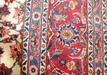 Carica l'immagine nel visualizzatore di Gallery, Tappeto Originale annodato a mano Isfahan CM 380X280