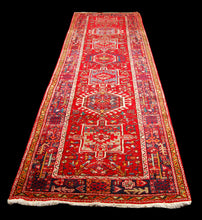 Carica l'immagine nel visualizzatore di Gallery, Tappeto Originale annodato a mano CM 345x105