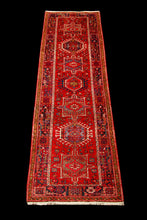 Carica l'immagine nel visualizzatore di Gallery, Tappeto Originale annodato a mano CM 345x105