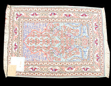 Carica l'immagine nel visualizzatore di Gallery, Antico Tappeto Hereche / Hereke in seta 100% Misura 55x42 CM