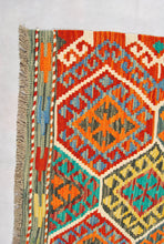 Lade das Bild in den Galerie-Viewer, Kilim Kaudani Lana Hand Made In Afganistan 180x131 CM (Galleriafarah1970)