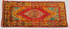 Lade das Bild in den Galerie-Viewer, Tappeto Anatolia Turkye 155x107 CM (Galleriafarah1970)