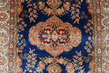 Load image into Gallery viewer, Authentic Hand Made Carpet Hereke Seta CM 140x87 CM (Galleriafarah1970)