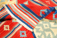 Lade das Bild in den Galerie-Viewer, kilim moderno autentico originale 244x168 cm