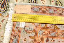 Carica l'immagine nel visualizzatore di Gallery, Tappeto Kashan carpet Original Colors CM 385x283