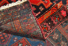 Carica l'immagine nel visualizzatore di Gallery, CM 150x103 Tappeto Original Hand Made Carpets