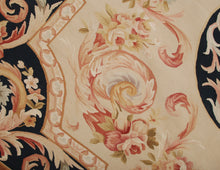 Lade das Bild in den Galerie-Viewer, Arazzo / Aubusson Pekin (Hand Made) 210x198 CM (Galleriafarah1970)