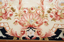 Lade das Bild in den Galerie-Viewer, Arazzo / Aubusson Pekin (Hand Made) 210x198 CM (Galleriafarah1970)