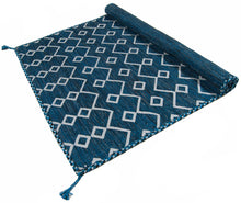 Load image into Gallery viewer, Galleria Farah1970 - 230x160 CM Kilim Autentico, Originale e Fatto a Mano Ide