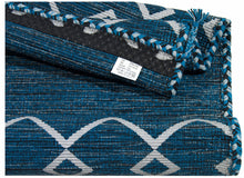 Load image into Gallery viewer, Galleria Farah1970 - 230x160 CM Kilim Autentico, Originale e Fatto a Mano Ide