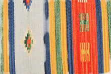 Carica l'immagine nel visualizzatore di Gallery, Kilim Original Authentic Hand Made 90x60 CM (Galleriafarah1970)
