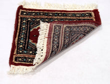 Lade das Bild in den Galerie-Viewer, Teppiche Carpets Tapis Tappetini Lana - 30x30 Cm
