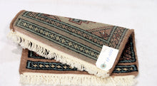 Lade das Bild in den Galerie-Viewer, Alfombra Carpet Tappetini Lana - 30x30 Cm (GalleriaFarah1970)
