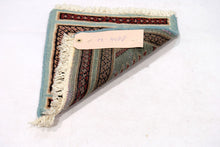 Lade das Bild in den Galerie-Viewer, Tappetino Piccolo  Lana  - 30x30 Cm (GalleriaFarah1970)
