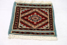 Lade das Bild in den Galerie-Viewer, Tappetino Piccolo  Lana Merinos Islamabad - 30x30 Cm (GalleriaFarah1970)
