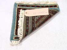 Lade das Bild in den Galerie-Viewer, Tappetino Piccolo  Lana Merinos Islamabad - 30x30 Cm (GalleriaFarah1970)
