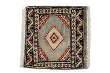 Carica l'immagine nel visualizzatore di Gallery, Tappeto Classico Kashmir Lana 30x30 CM (Galleriafarah1970)
