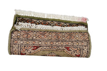 Lade das Bild in den Galerie-Viewer, Kashmir Wool Carpet CM 60x40 Pakistan Rugs
