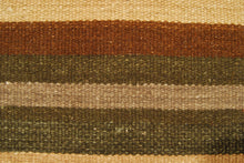 Load image into Gallery viewer, Kilim indiano autentico moderno e originale, 90x60 cm
