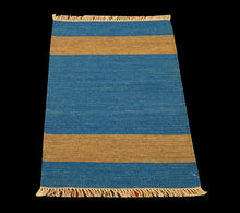 Carica l&#39;immagine nel visualizzatore di Gallery, Kilim indiano autentico moderno e originale, 90x60 cm

