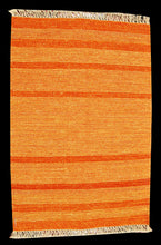 Carica l&#39;immagine nel visualizzatore di Gallery, Kilim Original Authentic Hand Made 90x60 CM
