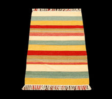 Lade das Bild in den Galerie-Viewer, Kilim indiano autentico moderno e originale, 90x60 cm
