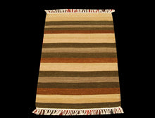 Lade das Bild in den Galerie-Viewer, Kilim indiano autentico moderno e originale, 90x60 cm
