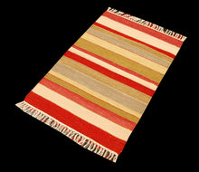 Lade das Bild in den Galerie-Viewer, Kilim indiano autentico moderno e originale, 90x60 cm
