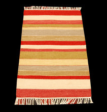 Lade das Bild in den Galerie-Viewer, Kilim indiano autentico moderno e originale, 90x60 cm
