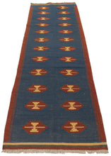 Load image into Gallery viewer, Kilim in lana autentico e originale, fatto a mano, 288x76 cm
