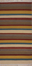 Lade das Bild in den Galerie-Viewer, Kilim indiano autentico e originale, fatto a mano, 200x140 cm
