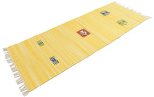 Carica l'immagine nel visualizzatore di Gallery, Kilim indiano autentico e originale, fatto a mano, 140x70 cm
