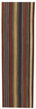 Carica l&#39;immagine nel visualizzatore di Gallery, Kilim Autentico Originale Fatto a Mano Con Certificato 117x25 CM
