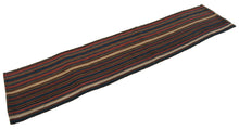 Carica l'immagine nel visualizzatore di Gallery, Kilim Autentico Originale Fatto a Mano Con Certificato 117x25 CM
