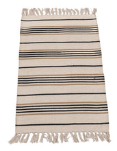 Carica l'immagine nel visualizzatore di Gallery, (Machine washable 30°) Kilim Original Authentic Hand Made 90x60 CM
