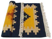 Carica l'immagine nel visualizzatore di Gallery, Kilim Autentico, Originale e Fatto a Mano 90x60 CM

