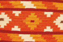 Carica l'immagine nel visualizzatore di Gallery, Misura 200x60/70 CM Autentik Kilim Kelem Original Hand Made Classic STYLE
