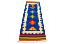 Lade das Bild in den Galerie-Viewer, Autentik Kilim Kelem Original Hand Made Classic STYL 200x70 CM
