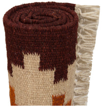 Lade das Bild in den Galerie-Viewer, Kilim Jalal autentich handmade 280 x 70 cm
