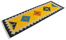 Lade das Bild in den Galerie-Viewer, Kilim Jalal autentich handmade 280 x 70 cm
