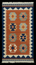 Load image into Gallery viewer, Originale kilim fatto a mano 122x61CM 
