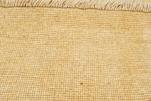 Load image into Gallery viewer, Tappeto Autentico Originale Annodato a Mano Con Certificato 100x68 CM
