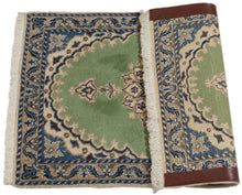 Carica l'immagine nel visualizzatore di Gallery, Carpet Tappeto Alfombra Teppich - 90x60 Cm
