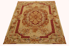 Lade das Bild in den Galerie-Viewer, Aubusson Mezzopunto Classico Floreale Francia Design - 153x91 Cm
