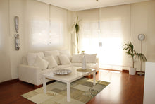 Load image into Gallery viewer, Galleria Farah1970 - 200x140 CM Kilim Autentico, Originale e Fatto a Mano Ide
