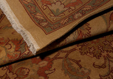 Load image into Gallery viewer, 203x157 CM Tappeto Autentico Originale Annodato a Mano Con Certificato di Autent
